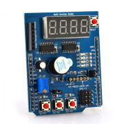 Универсальный многофункциональный шилд