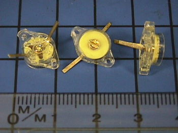 Конденсатор подстроечный 1-5 пФ