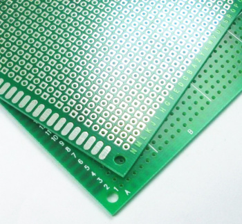 Код 207 Макетная плата 100x100